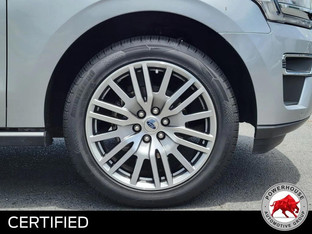 Used 2022 Silver Ford Limited image 11