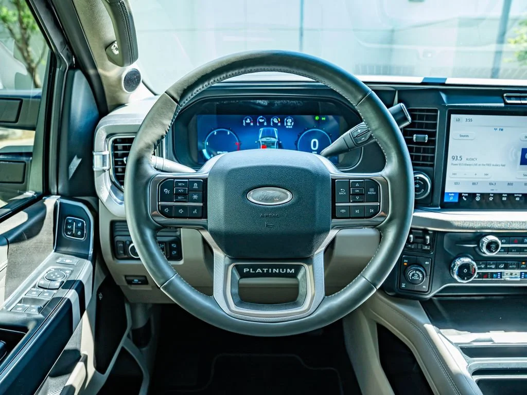 Used 2025 Agate Black Metallic Ford Platinum image 26
