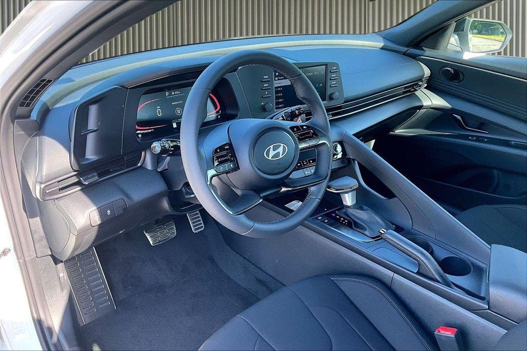 New 2026 Serenity White Hyundai SEL Sport image 7