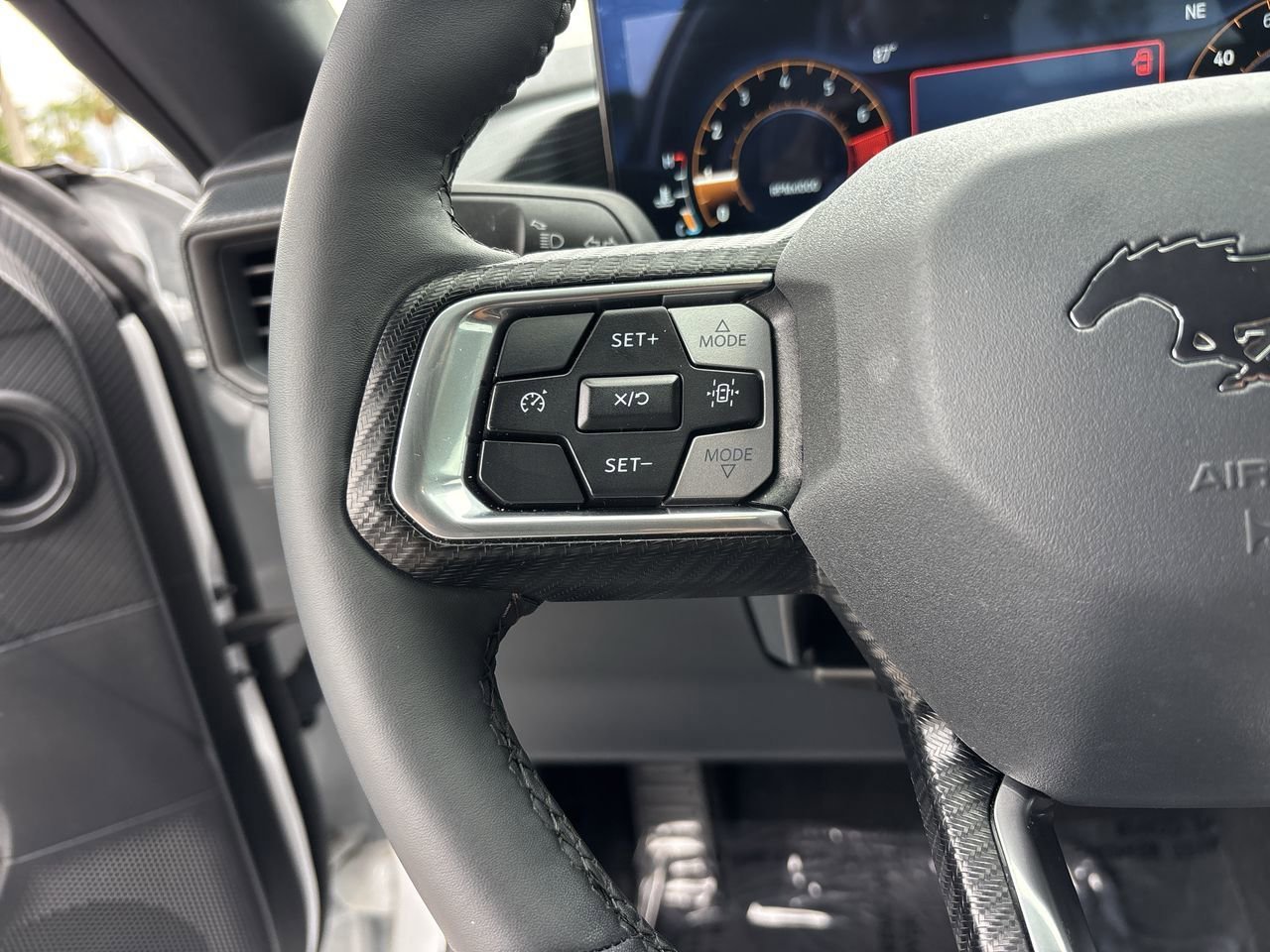 Used 2024 Oxford White Ford EcoBoost image 25