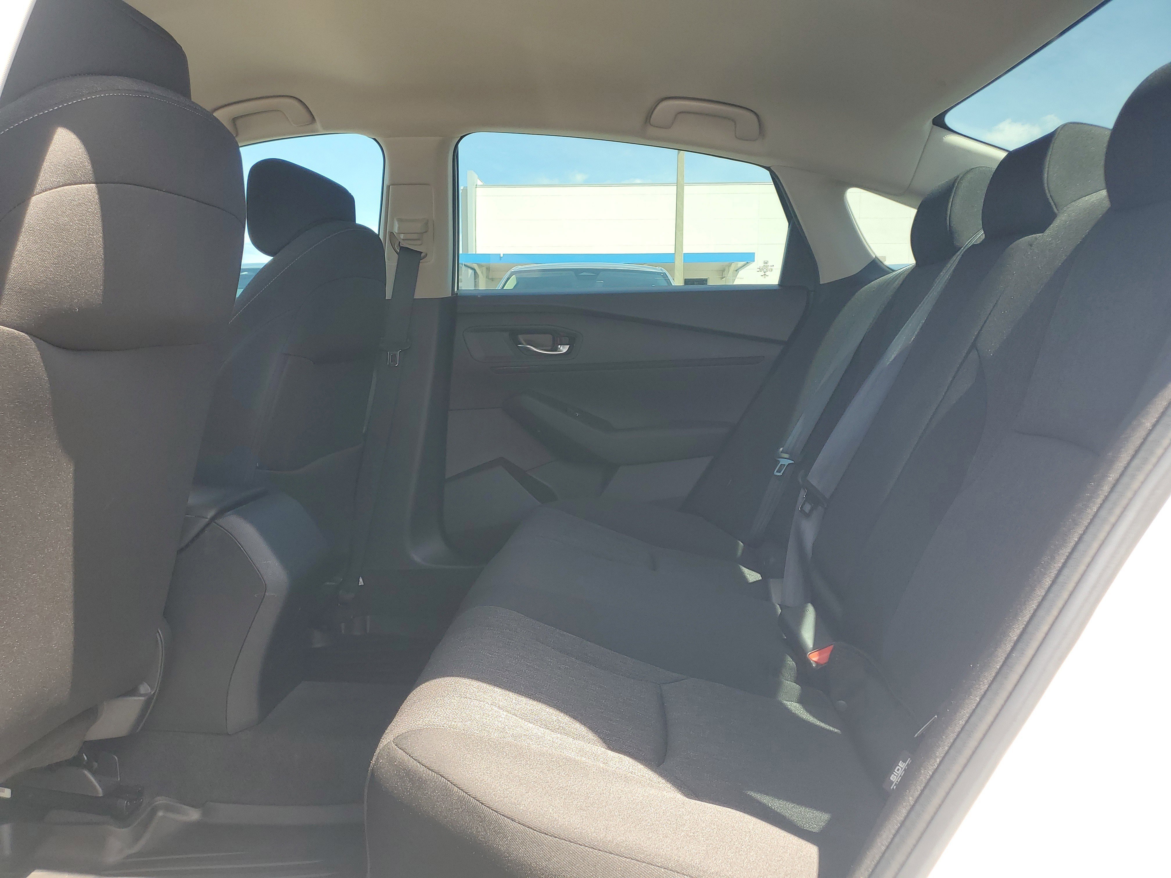 Used 2023 White Honda LX image 12