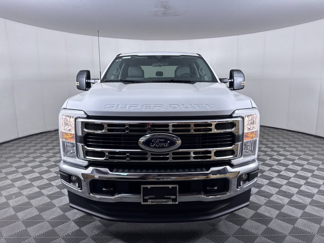 New 2026 Oxford White Ford XLT image 29