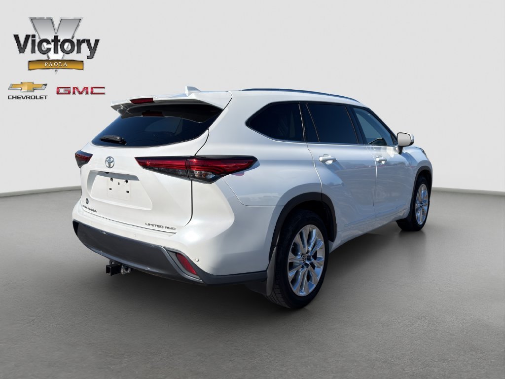Used 2022 White Toyota Limited image 6