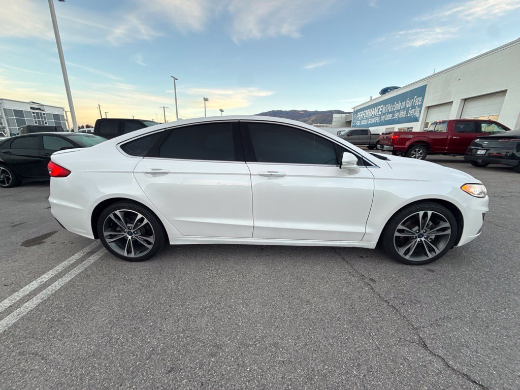 Used 2019 White Platinum Clearcoat Metallic Ford Titanium image 4
