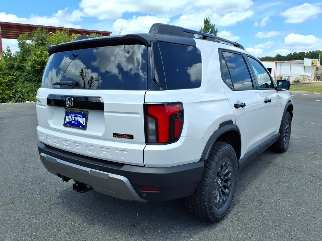 New 2026 Platinum White Pearl Honda TrailSport image 3