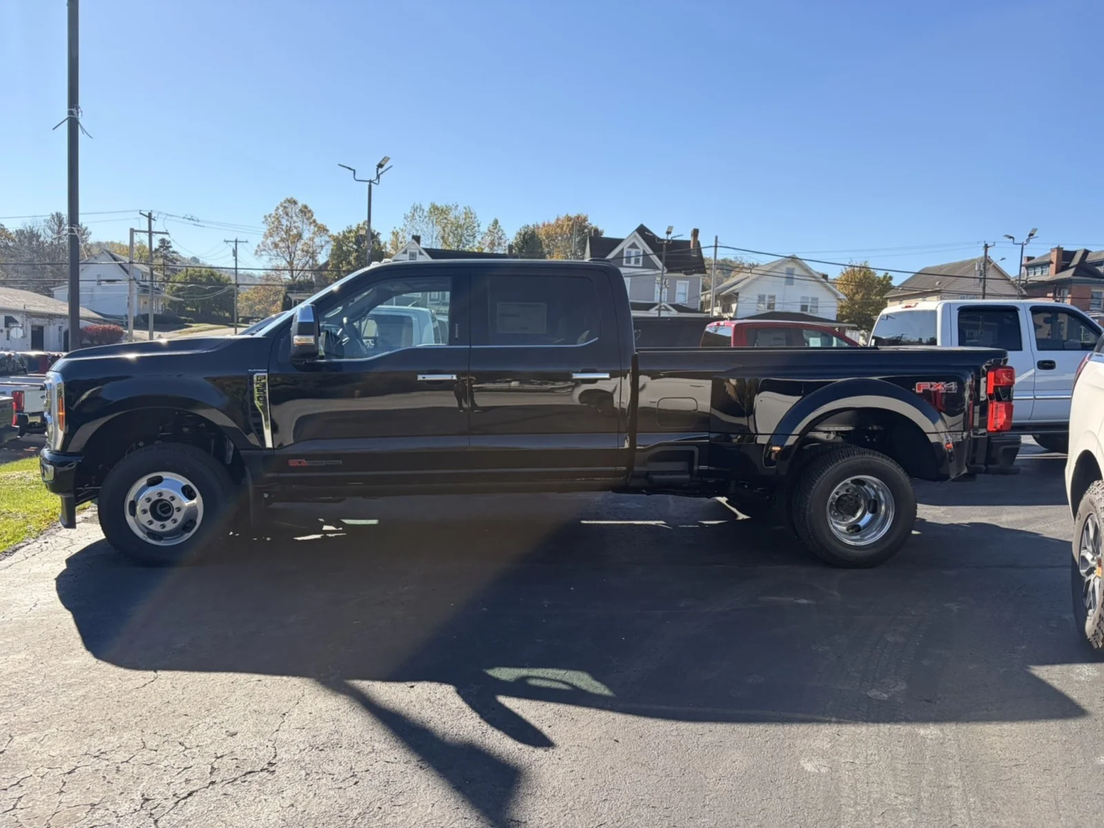 New 2027 Agate Black Metallic Ford F-350® Platinum® image 5