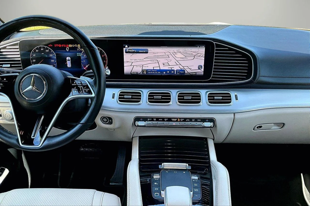 Used 2025 White Mercedes-Benz GLS 450 image 12