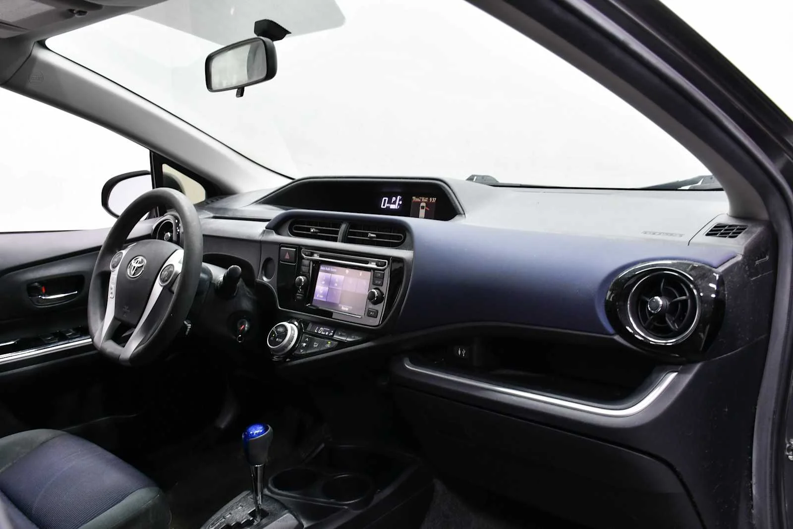 Used 2015 Magnetic Gray Metallic Toyota Two image 20