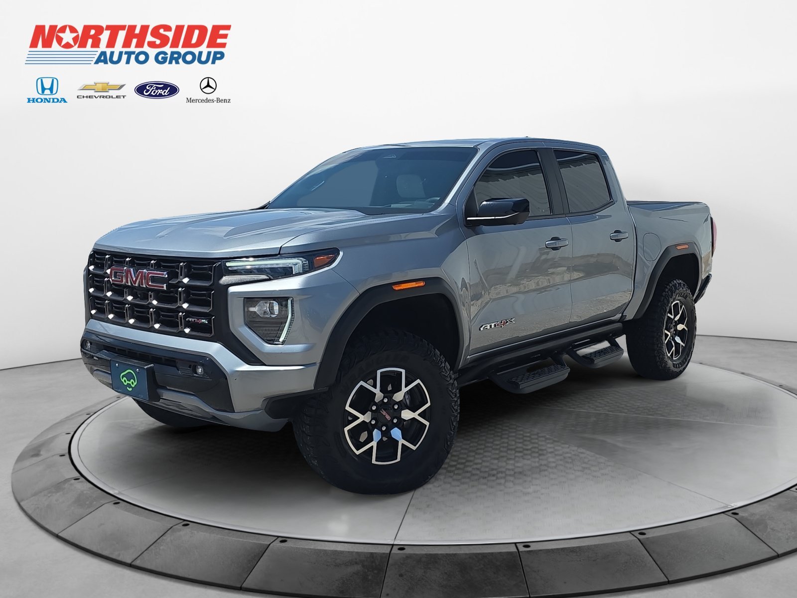 Used 2024 Sterling Metallic GMC 4WD AT4X image 3
