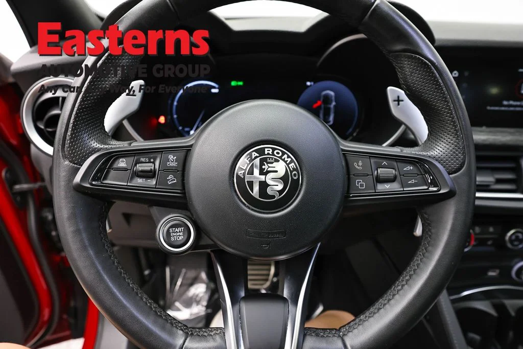 Used 2024 Red Alfa Romeo Sprint image 10