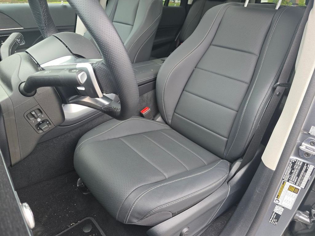 Certified Used 2026 Selenite Grey Metallic Mercedes-Benz GLS 450 image 26