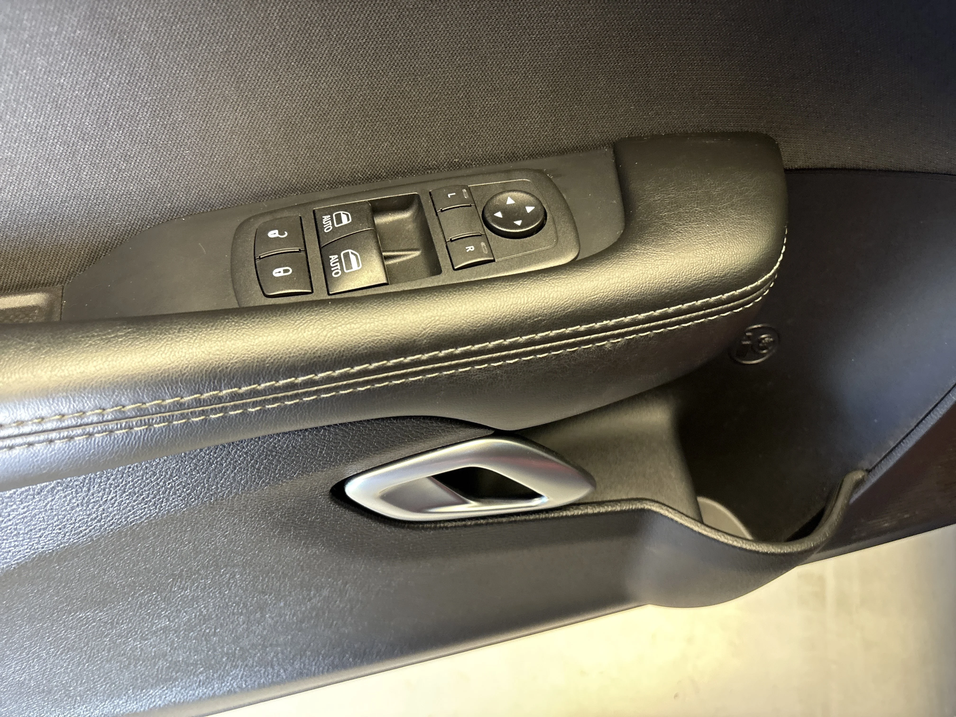 Used 2019 Octane Red Pearlcoat Dodge R/T Scat Pack image 10