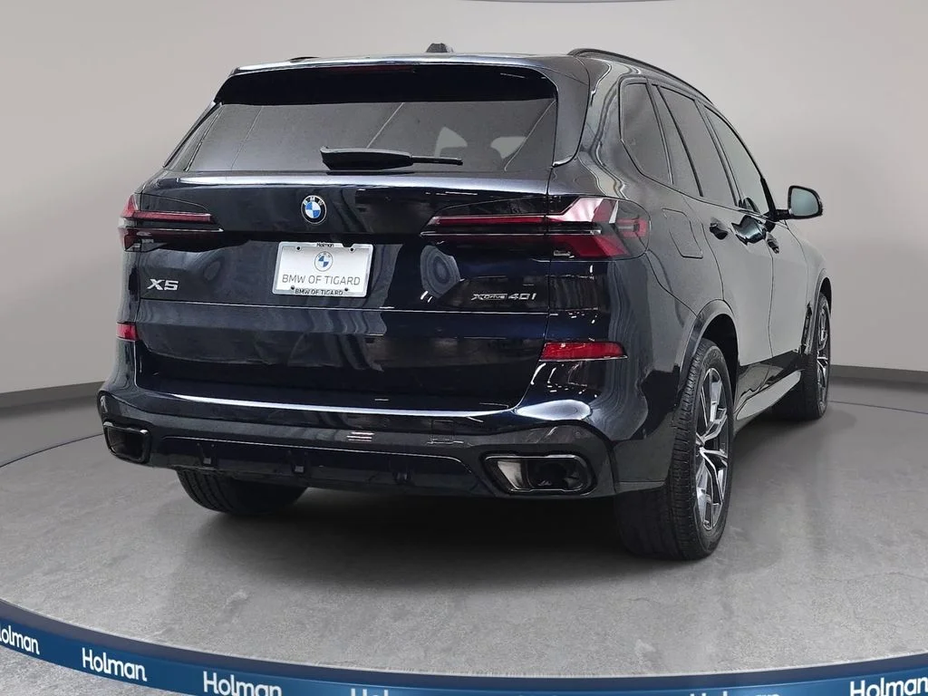 Used 2025 Carbon Black Metallic BMW xDrive40i image 6