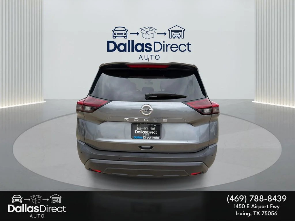 Used 2021 Gun Metallic Nissan S image 7