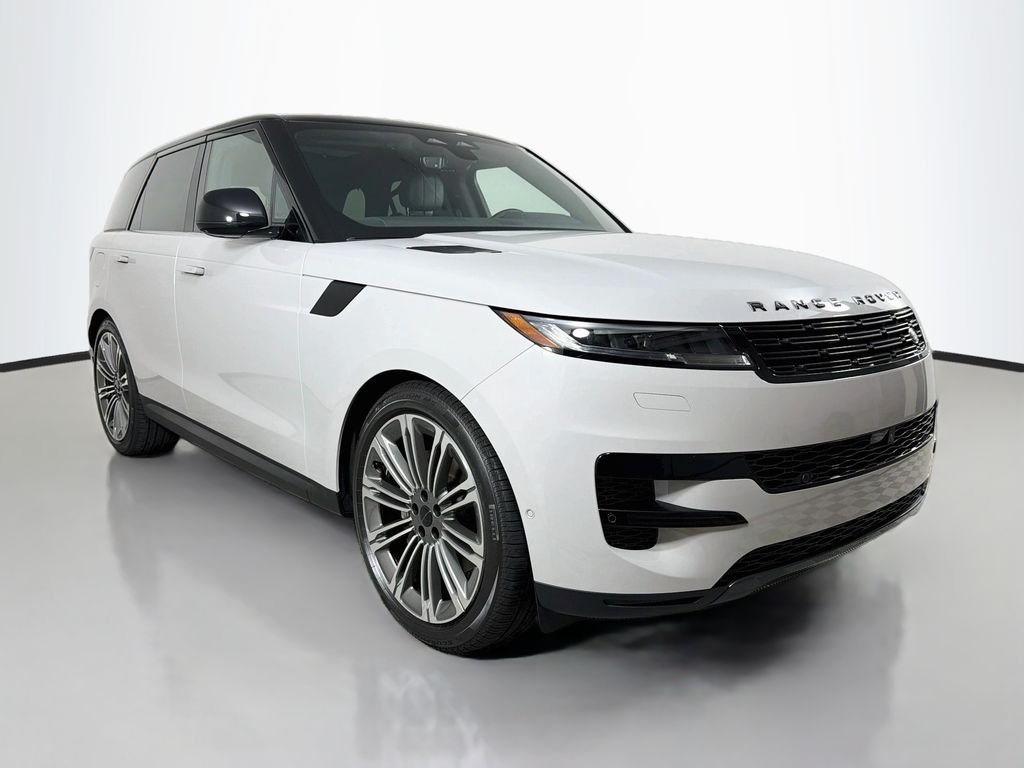 New 2027 Borasco Grey Land Rover  SE P360 image 3