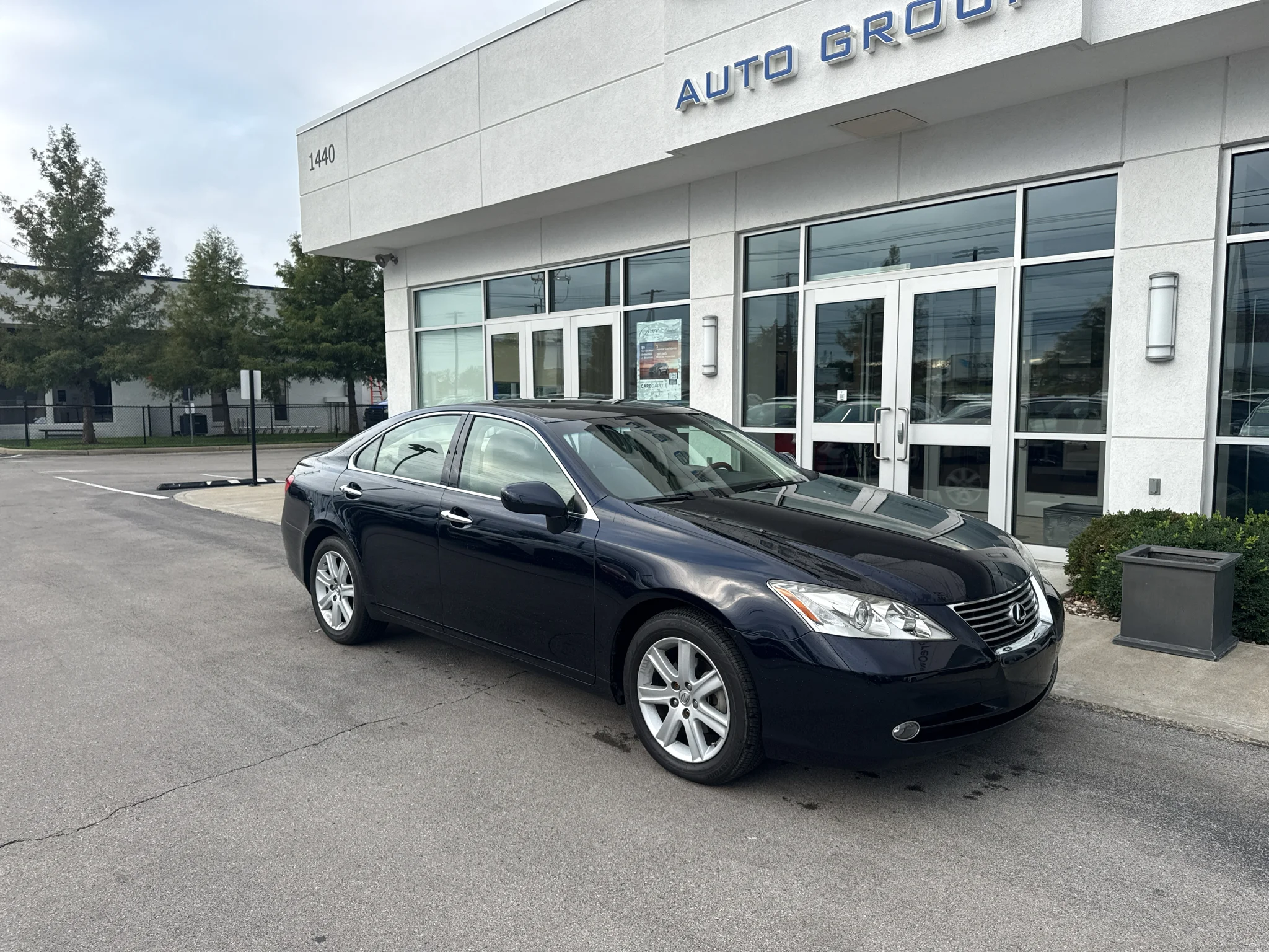 Used 2008 Black Sapphire Lexus Base image 1