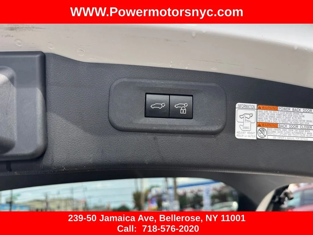 Used 2022 White Lexus 350 F SPORT Handling image 23