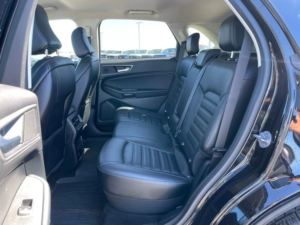 2022 Ford Edge SEL - Photo 8