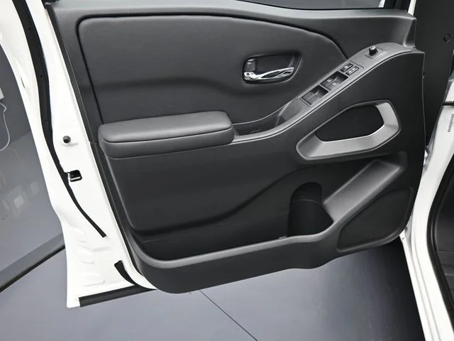 Used 2026 White Nissan SV image 9