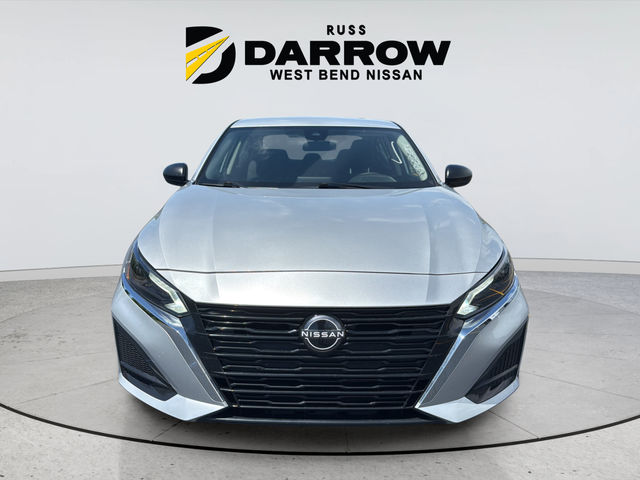 Used 2024 Silver Nissan 2.5 SV image 8