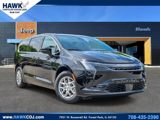 2027 Chrysler Pacifica Select's photo