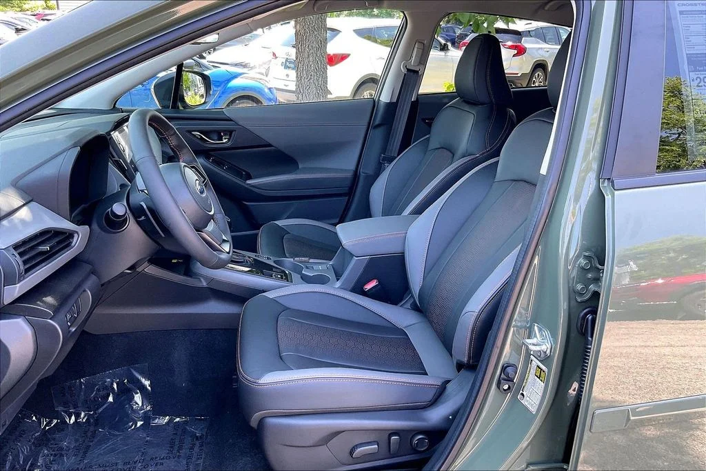 New 2026 ALPINE GREEN Subaru Limited image 11