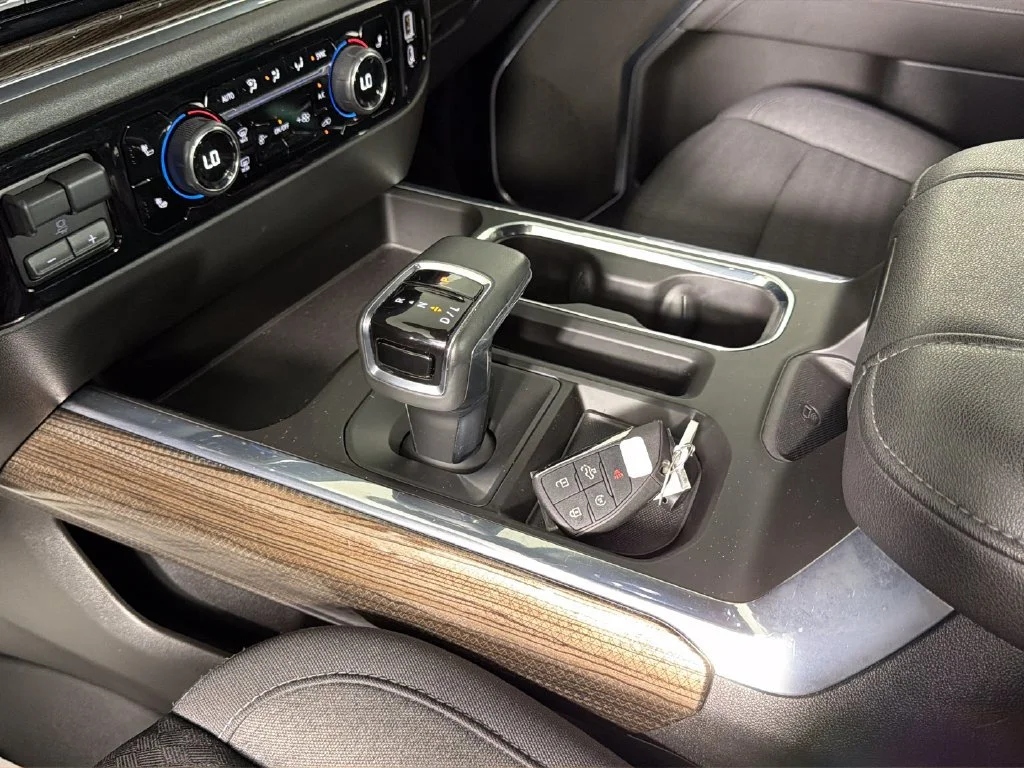 Used 2023 STERLING GRAY METALLIC Chevrolet RST image 26