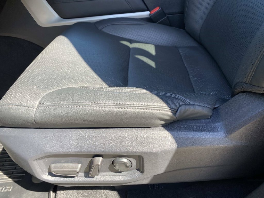 Certified Used 2025  Toyota Limited image 22