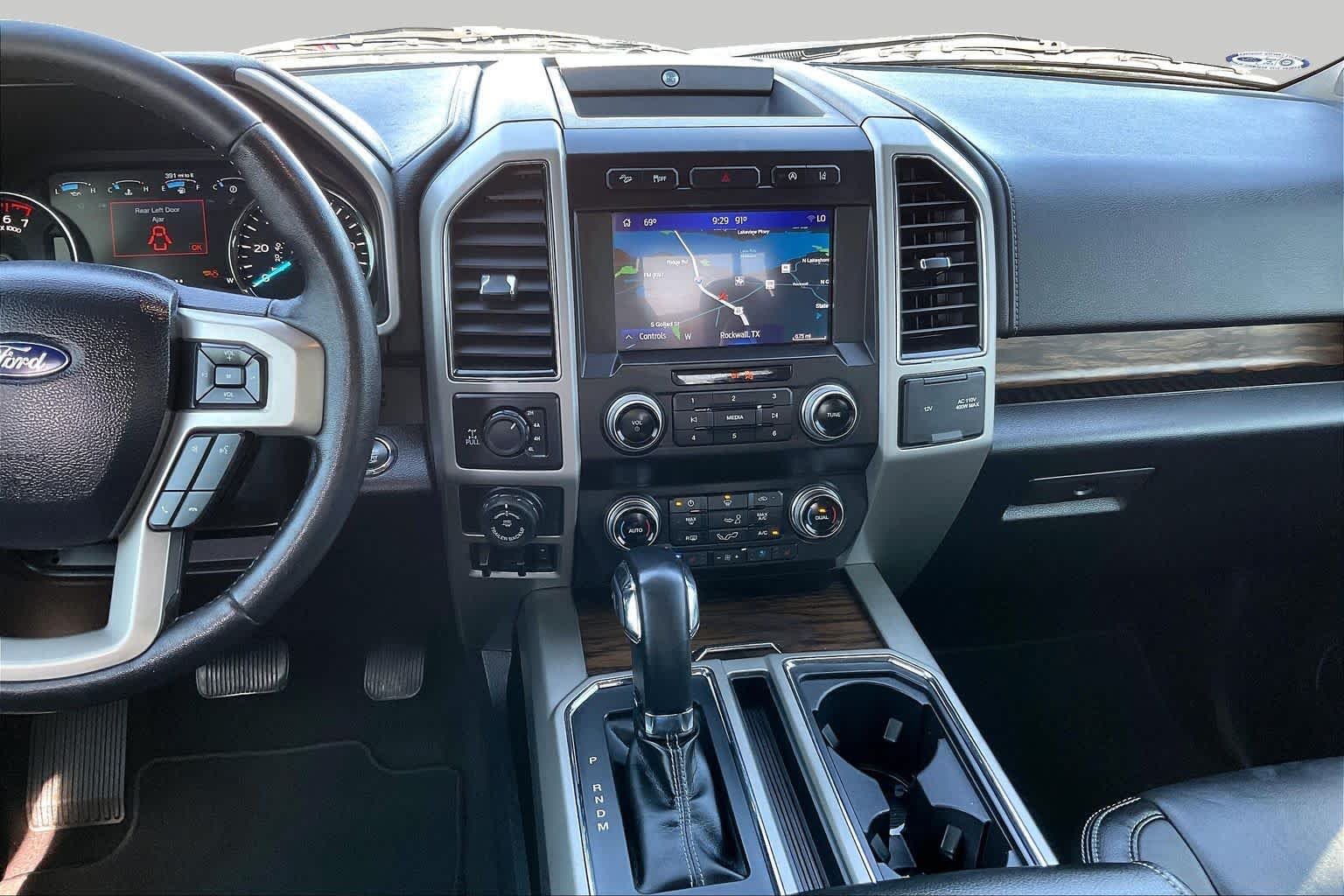 Used 2020 Agate Black Metallic Ford LARIAT image 7