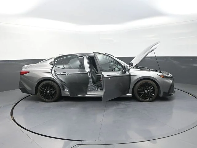 Used 2025  Toyota SE image 45