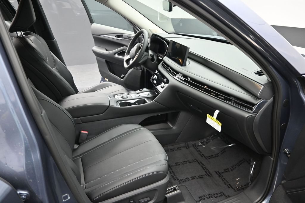 New 2027 MOONBOW BLUE INFINITI Luxe AWD image 13