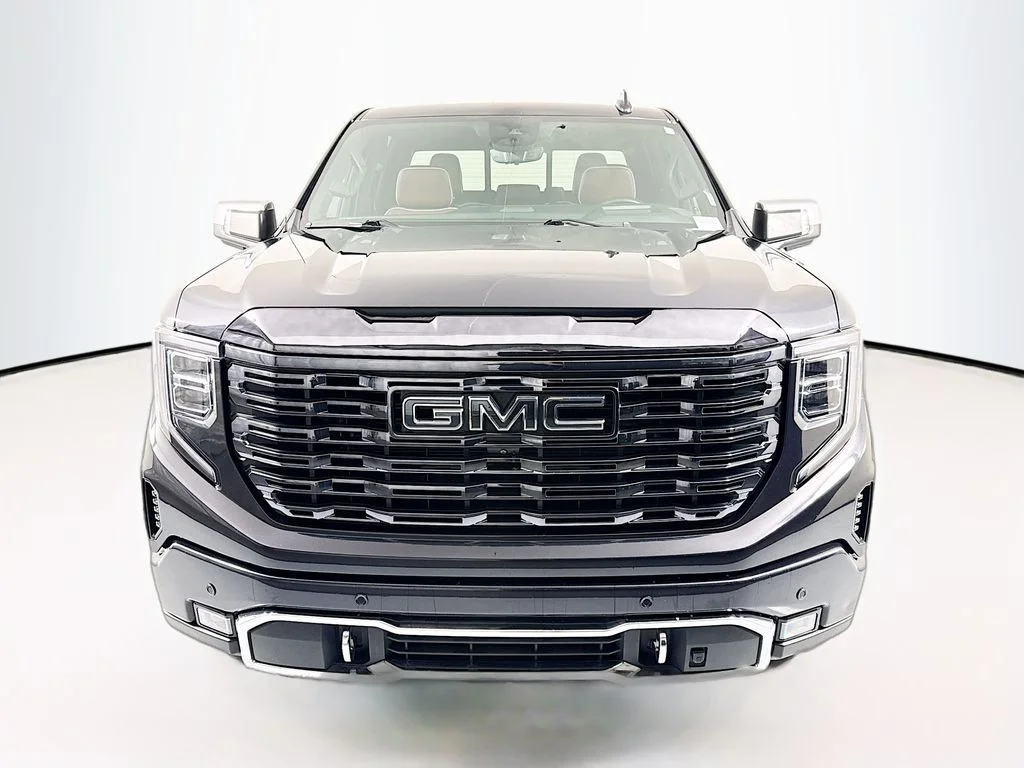 Used 2022 Silver GMC Denali Ultimate image 2