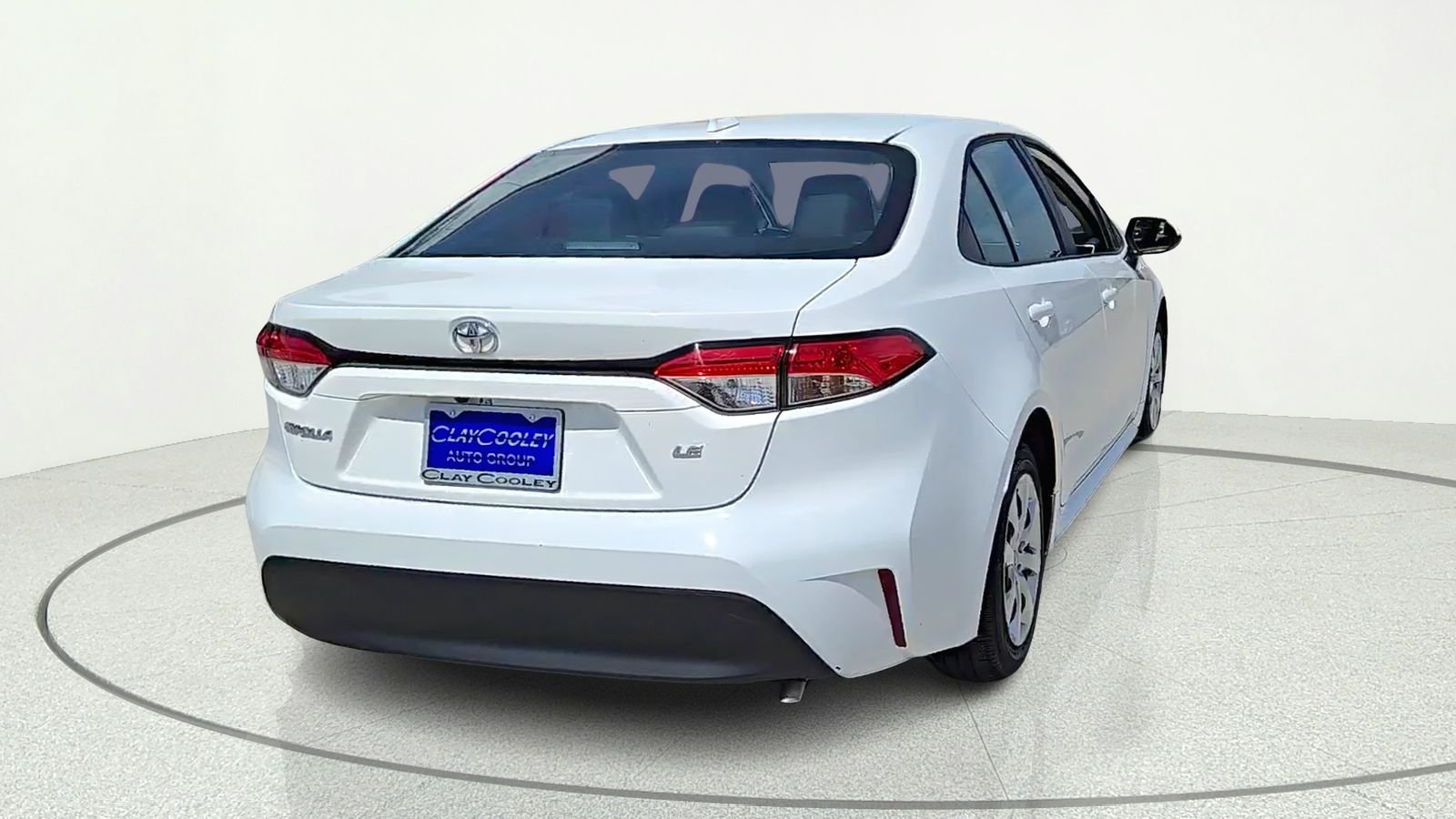 Used 2025 White Toyota LE image 8