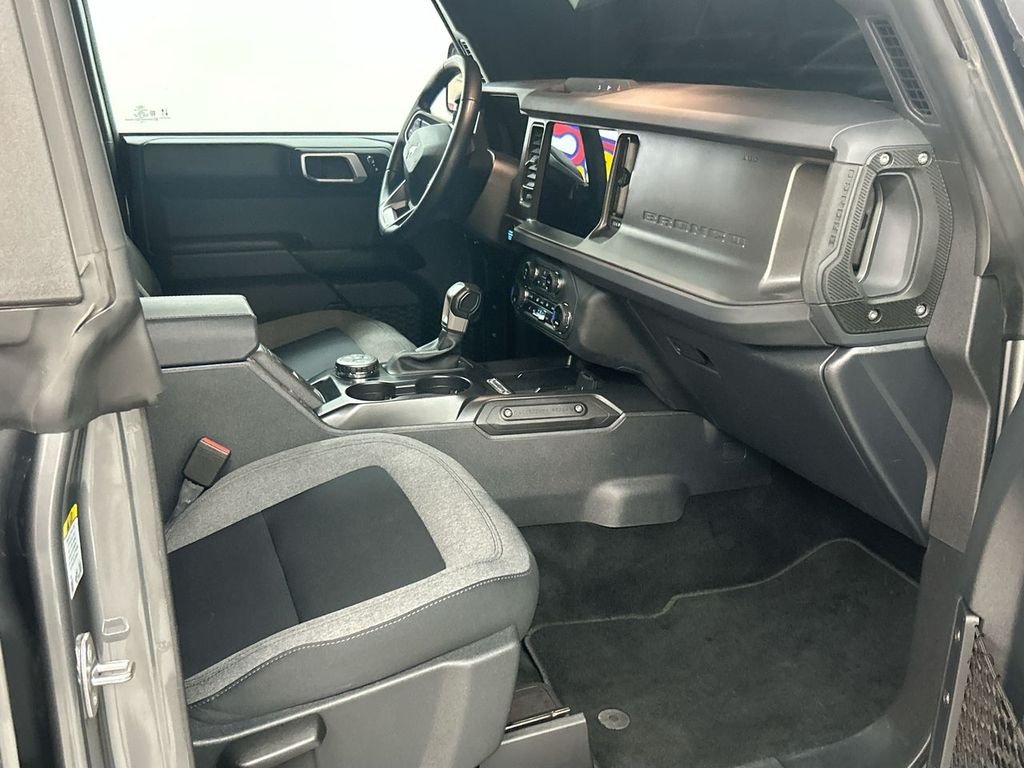 Used 2025 Gray Metallic Ford Big Bend image 18
