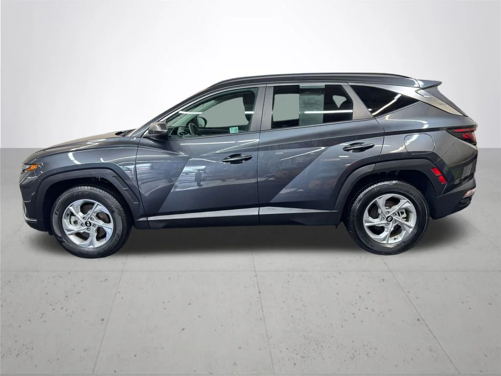 Used 2024 Gray Hyundai SEL image 3