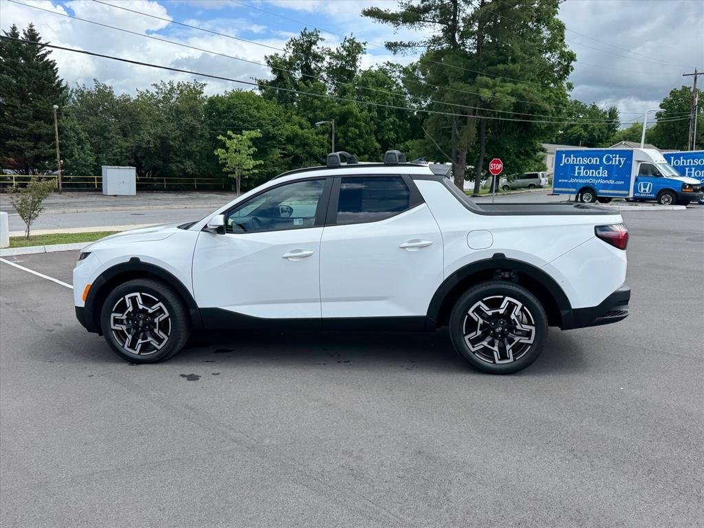 Used 2025 Atlas White Hyundai Limited image 2