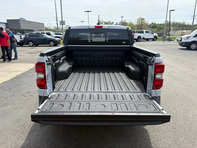 New 2025 White Ford Lariat image 33