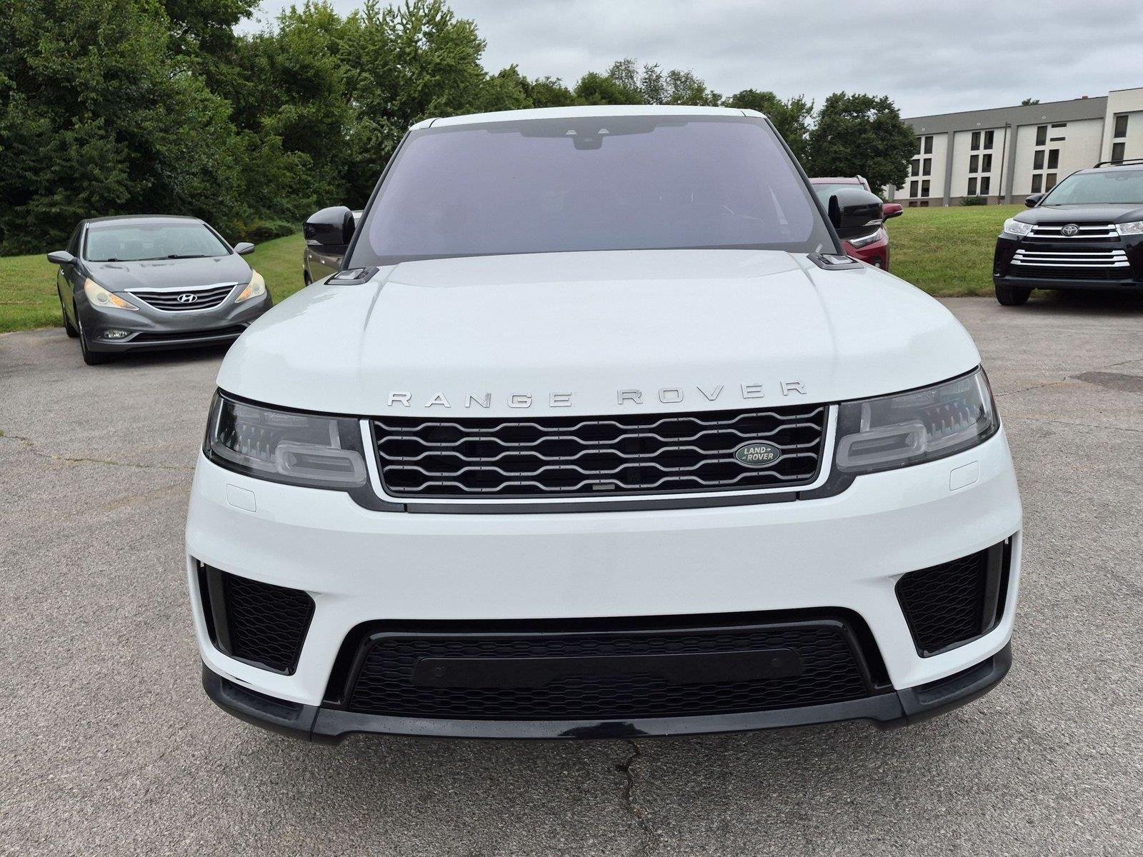 Used 2018 Fuji White Land Rover SE image 8