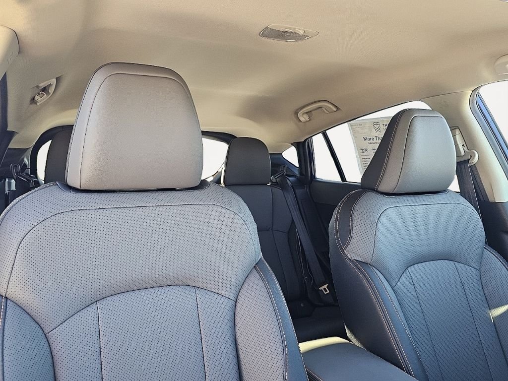 New 2026 SAPPHIRE BLUE PEARL Subaru Limited Hybrid image 17