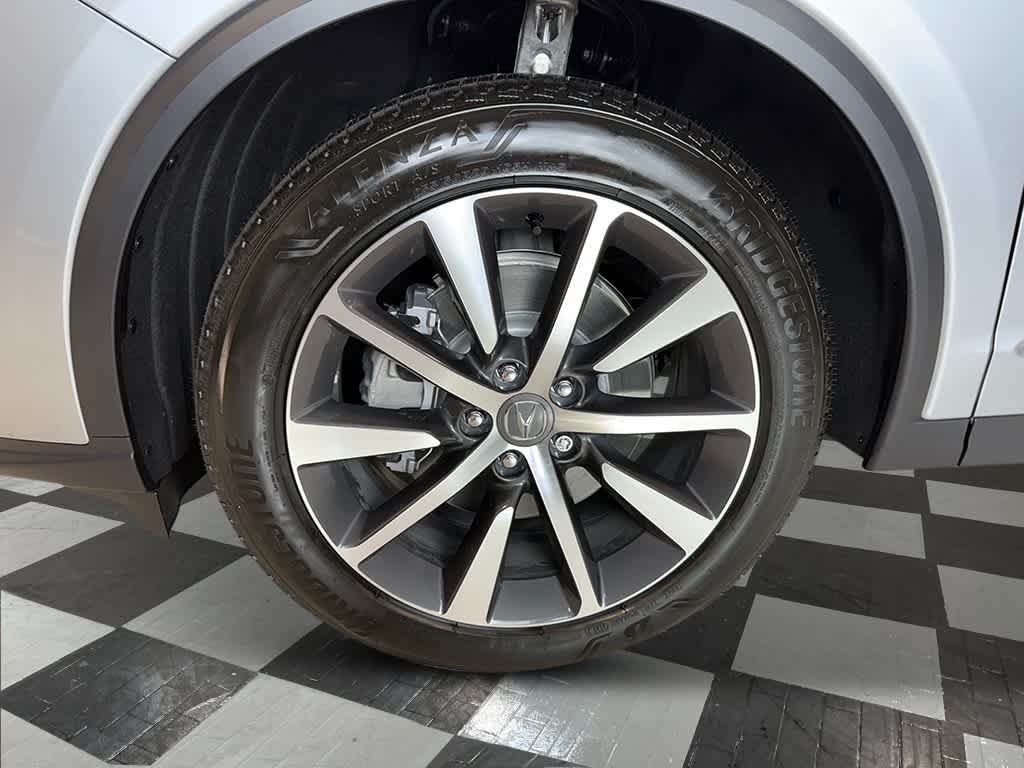 New 2026 Solar Silver Metallic Acura w/Technology Package image 13