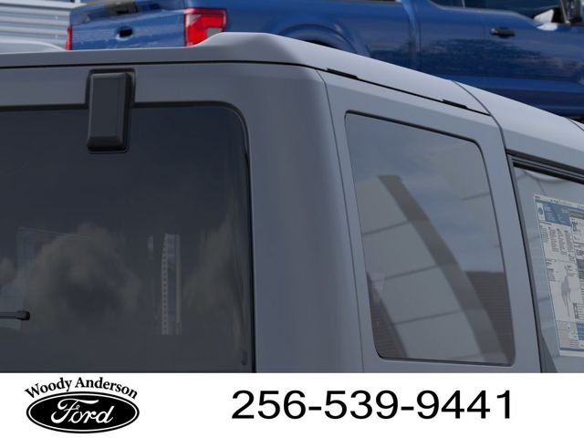New 2026 Oxford White Ford Base Ford Custom Garage image 39
