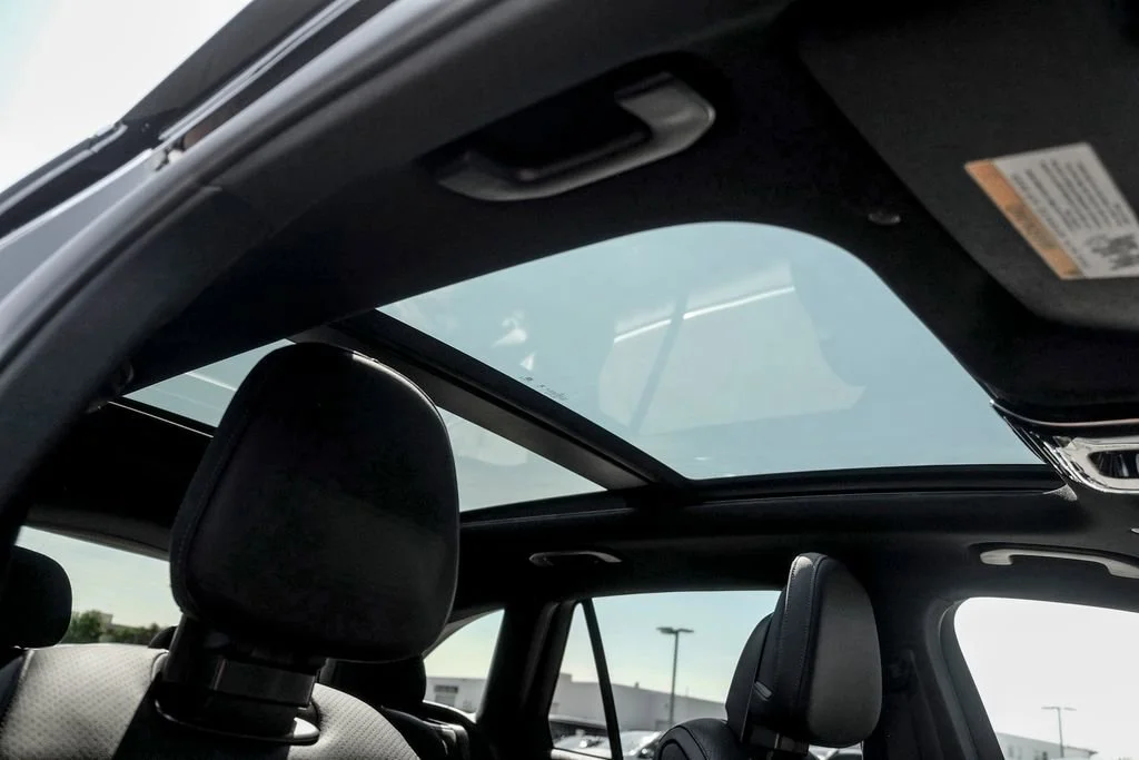 New 2026 Black Mercedes-Benz GLC 300 image 54