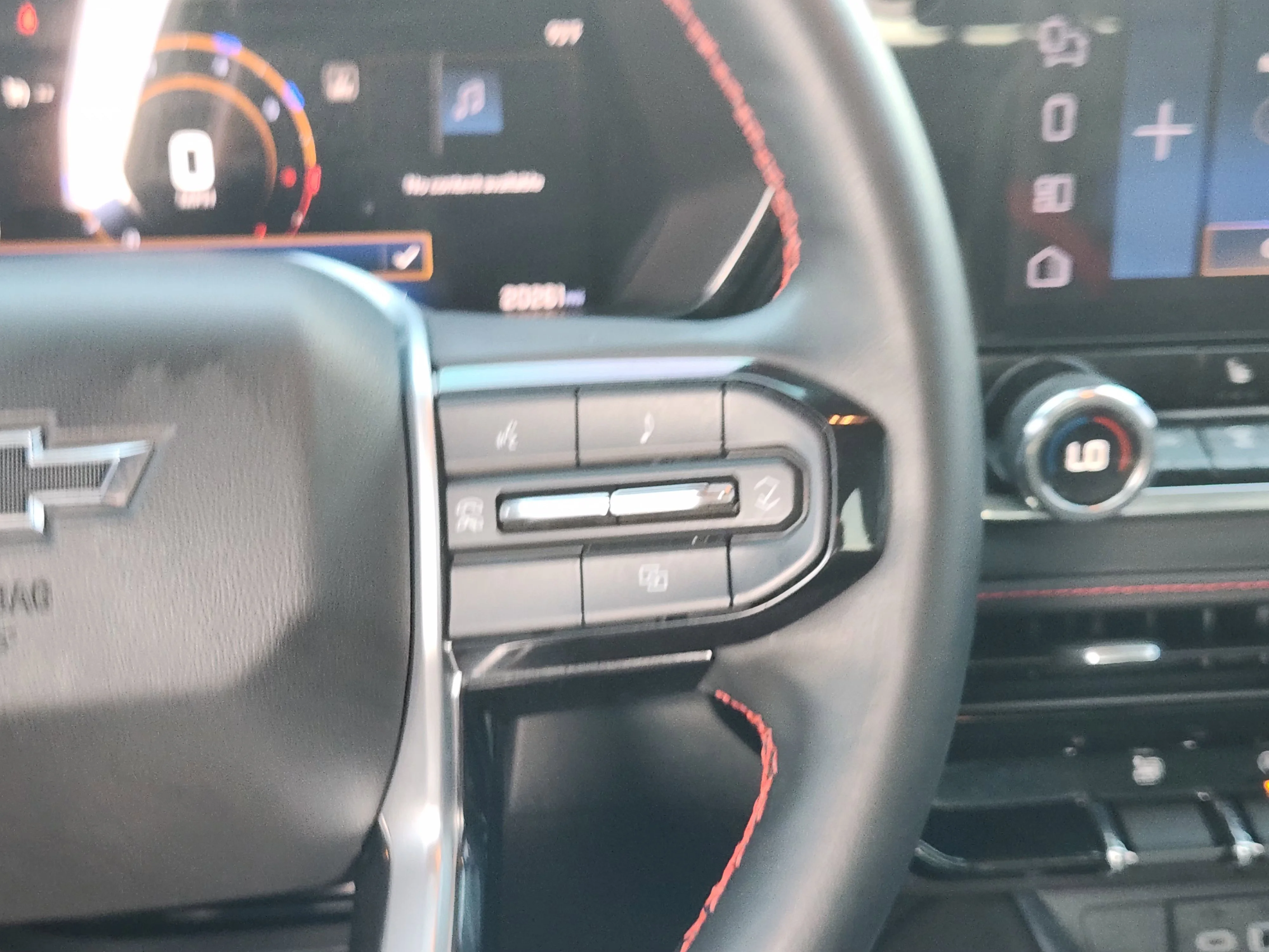 Used 2024 Black Chevrolet Z71 image 28