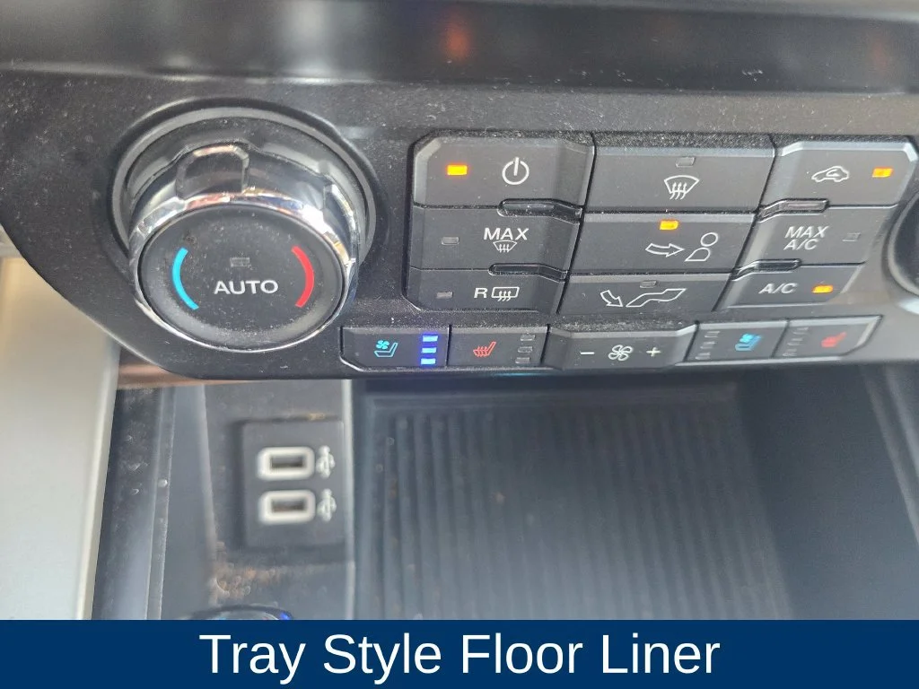 Used 2019 Red Ford LARIAT image 33