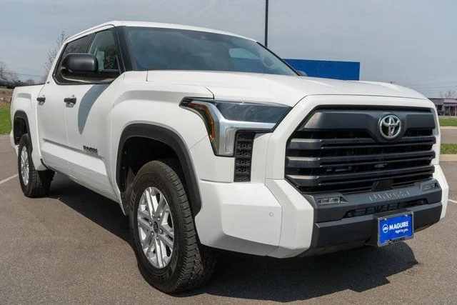 Used 2023 White Toyota SR5 image 4
