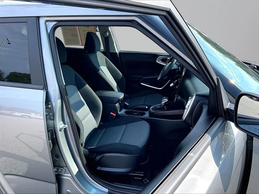 Used 2025 Gray Kia LX image 8