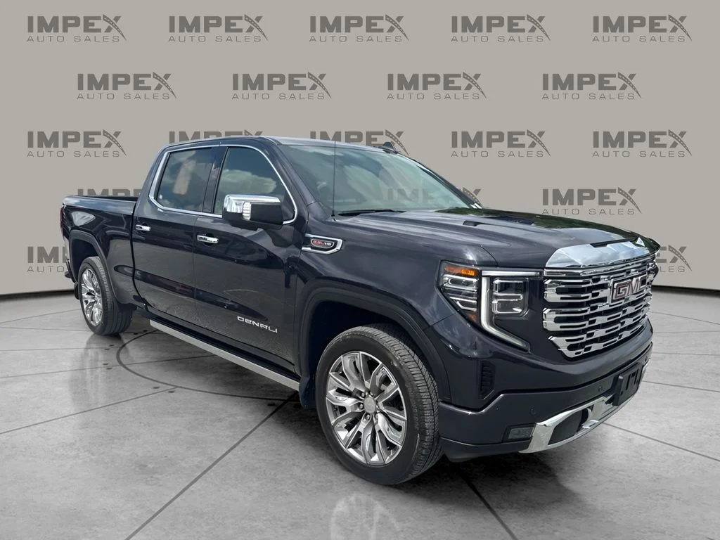 Used 2023 Silver GMC Denali image 4