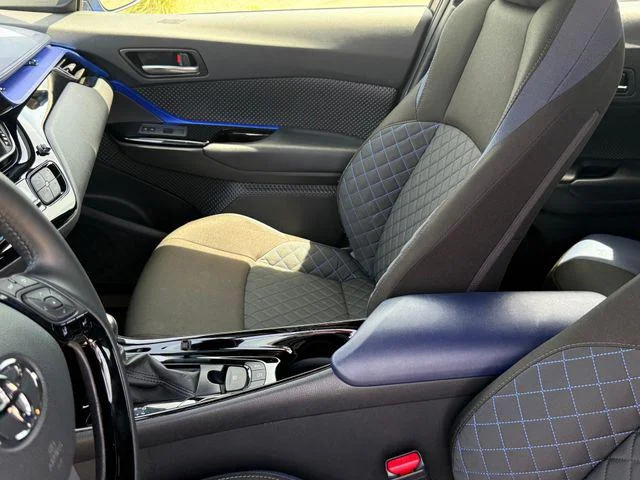 Certified Used 2021 BLUE ECLIPSE MET Toyota XLE image 13