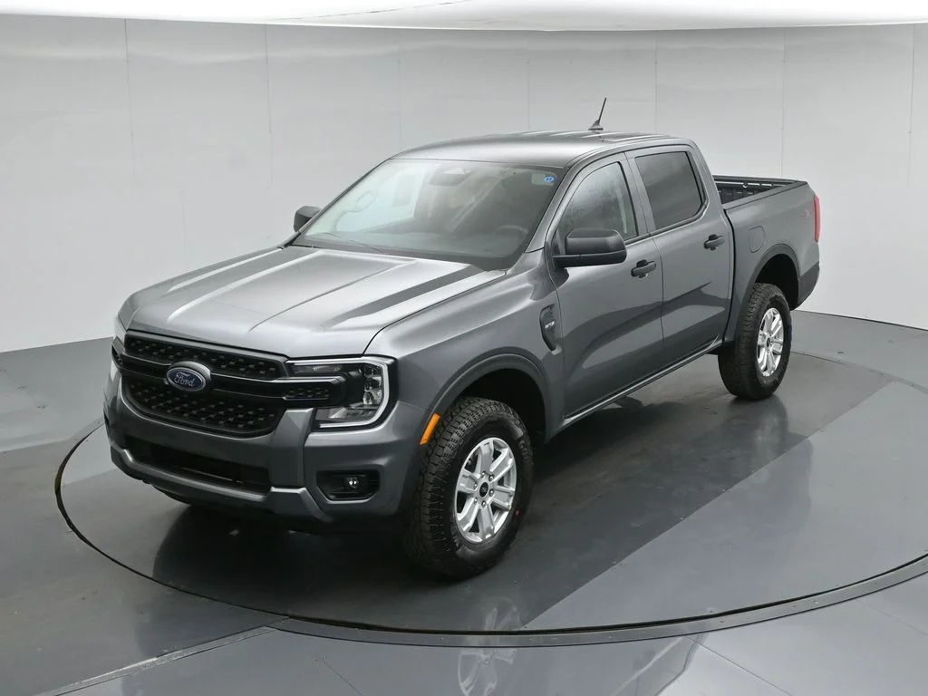 New 2026 Gray Ford XL image 35