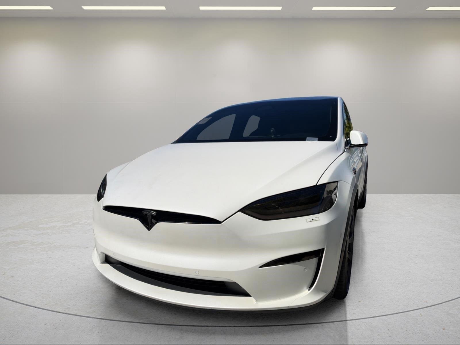 Used 2022 Pearl White Multi-Coat Tesla Plaid image 2